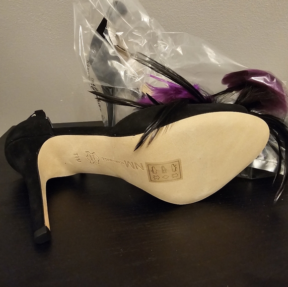 Newman Marcus Tamsen Black Suede with feathers shoes - Picture 4 of 4